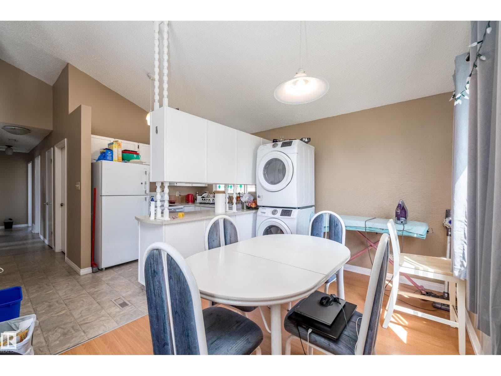 3620 42A AV NW photo 8