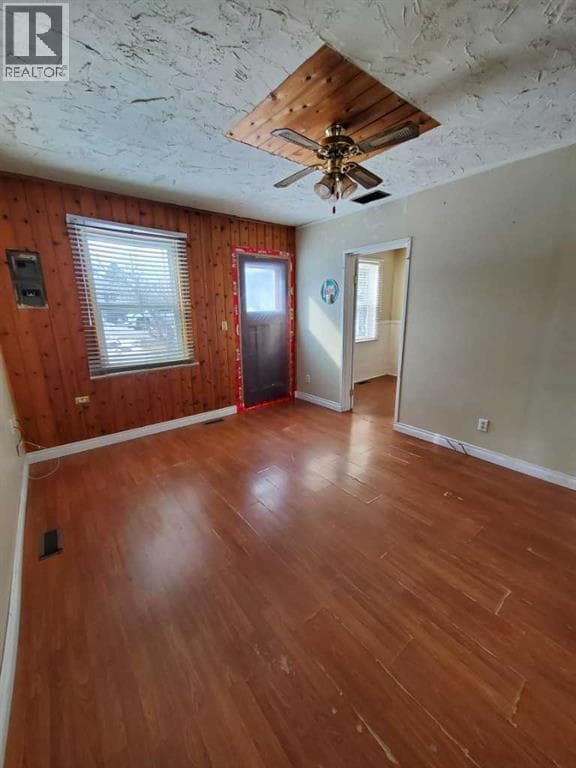 531 65 Street photo 8