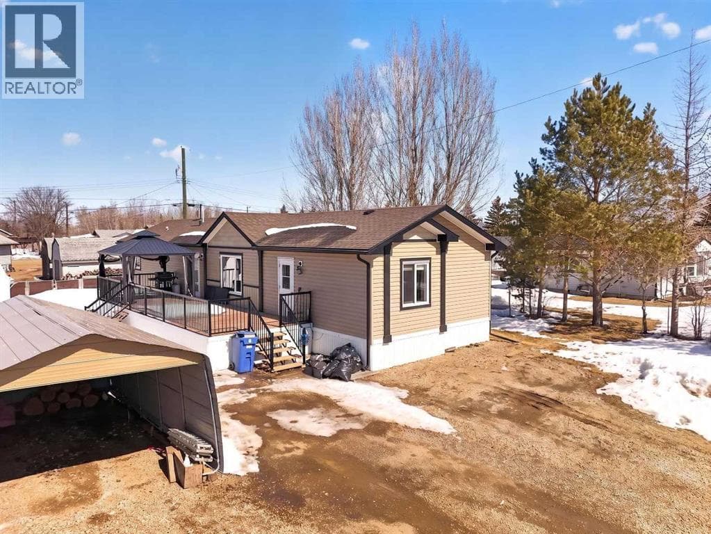 10614 103 Avenue photo 2