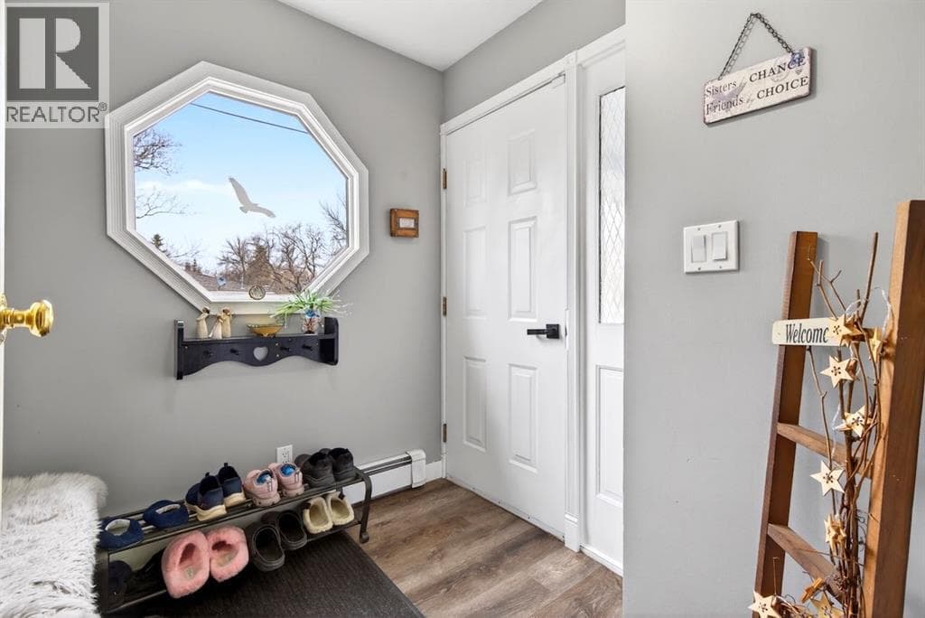 1115 3 Street NE photo 9