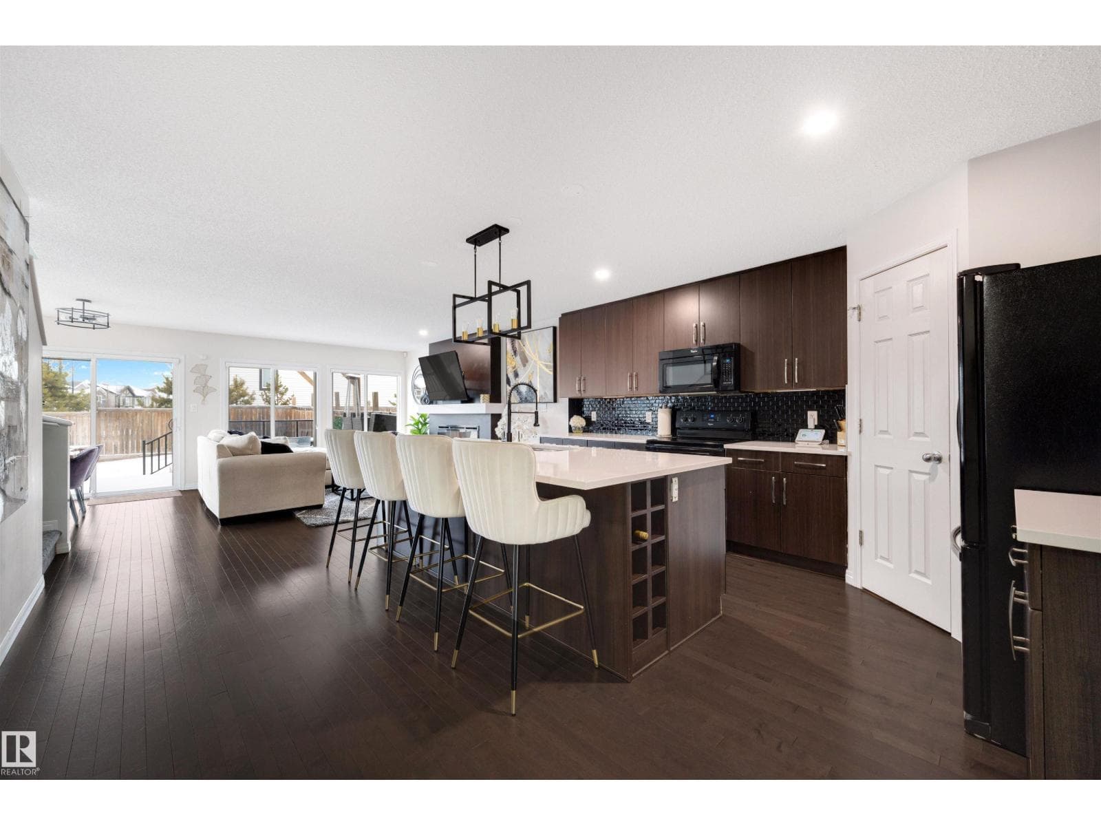 2504 COUGHLAN RD SW