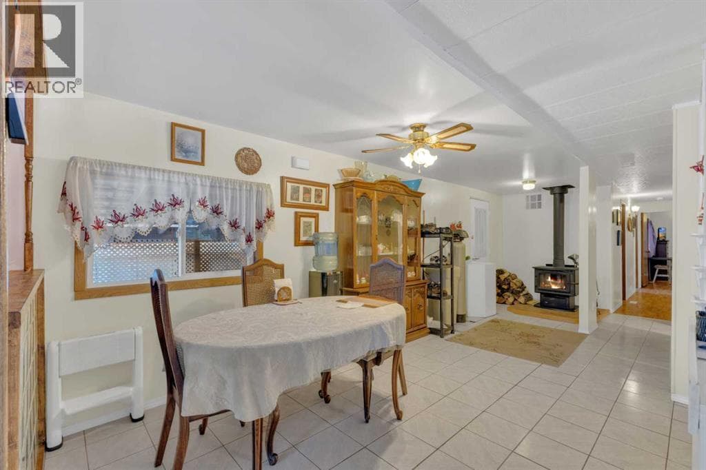 354047 Highway 22 photo 11