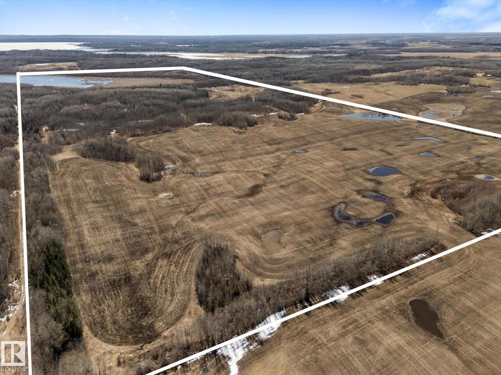 RGE RD 12 TWP RD 562 photo 2