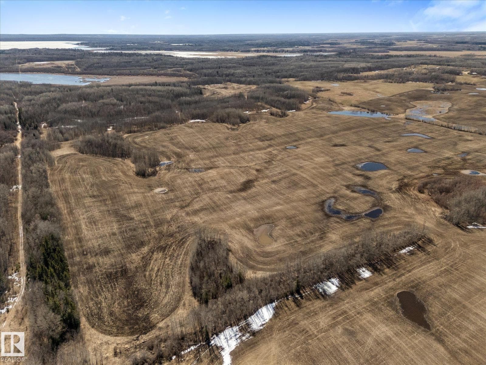 RGE RD 12 TWP RD 562 photo 5