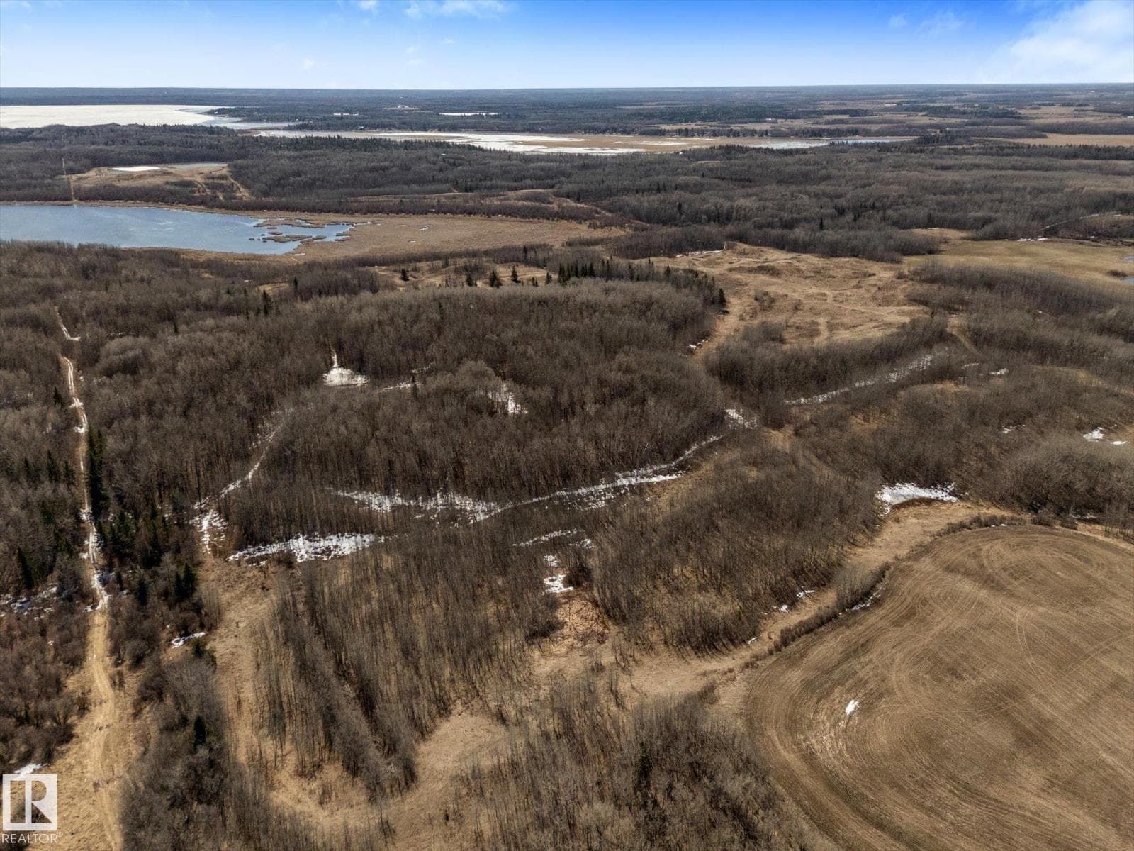 RGE RD 12 TWP RD 562 photo 6