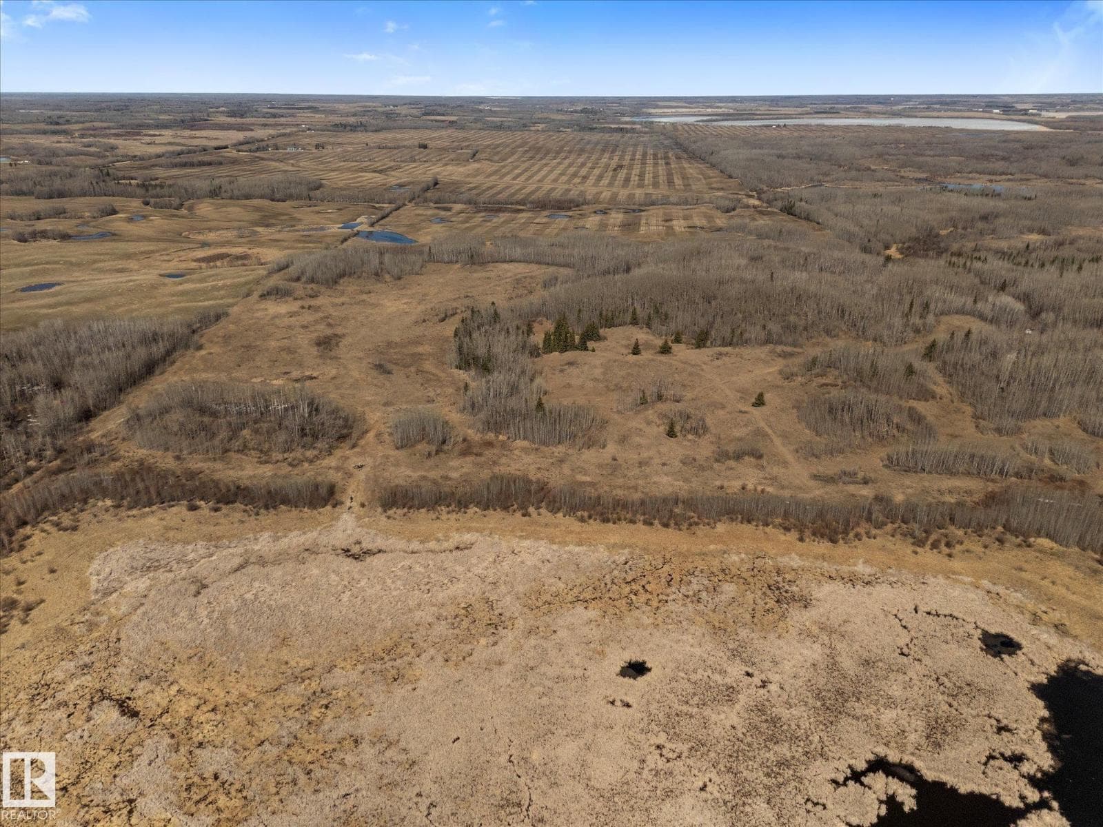 RGE RD 12 TWP RD 562 photo 9