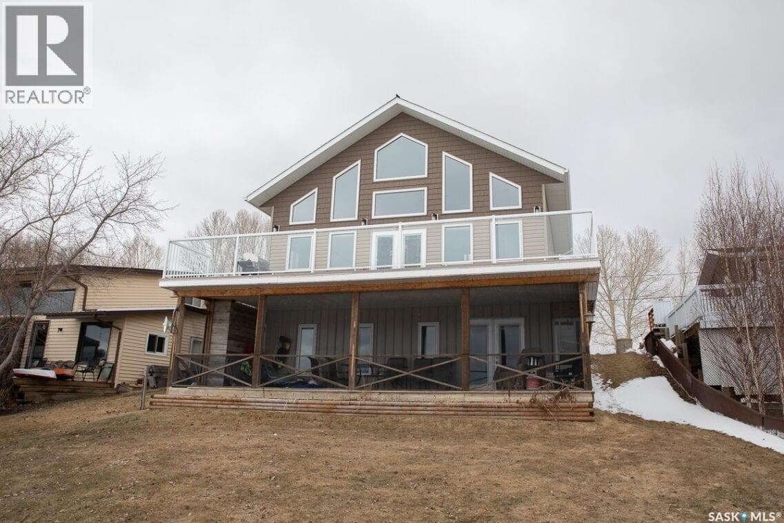 35 Lake AVENUE