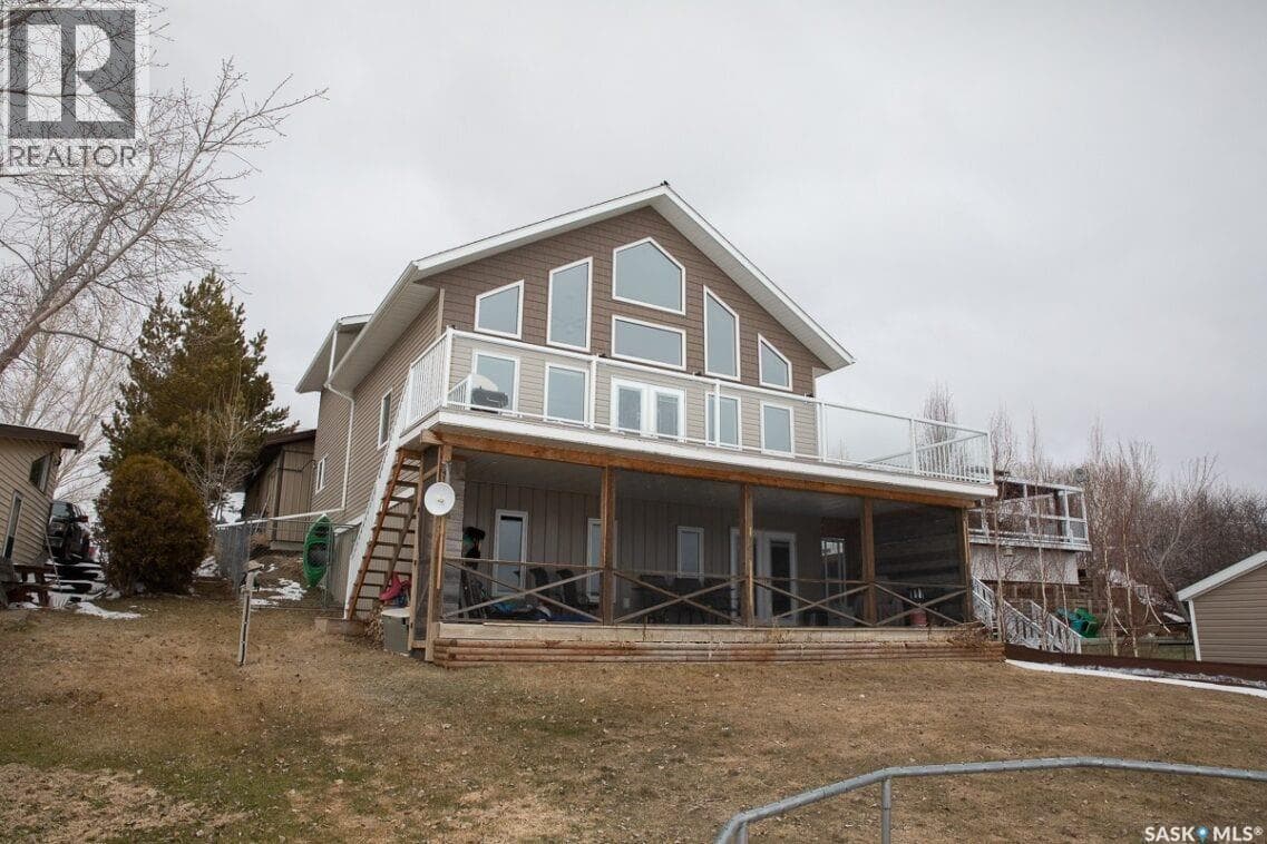 35 Lake AVENUE — photo 2