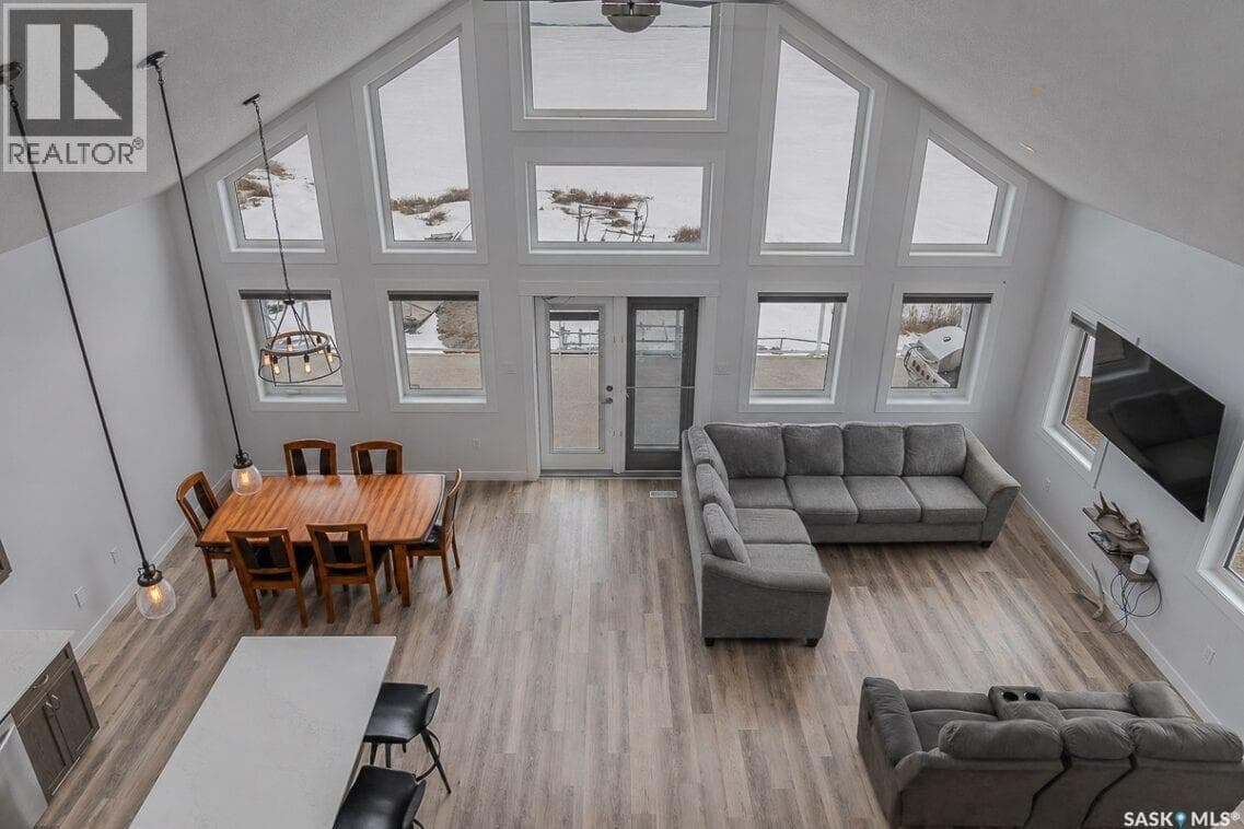 35 Lake AVENUE — photo 3