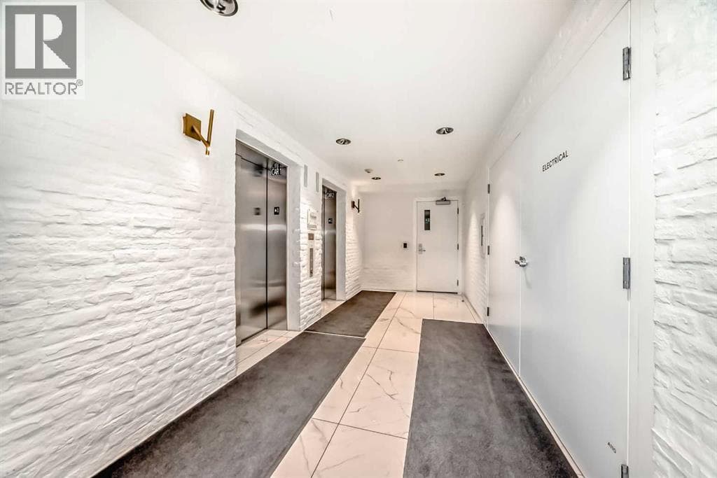 304, 8445 Broadcast Avenue SW photo 6