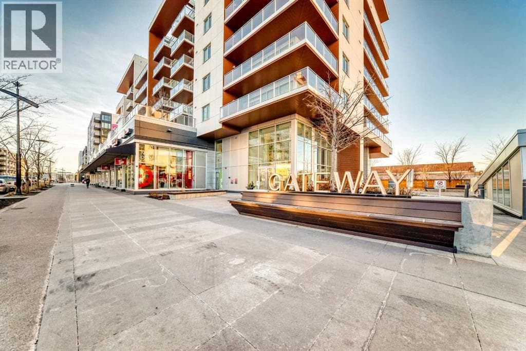 304, 8445 Broadcast Avenue SW photo 3