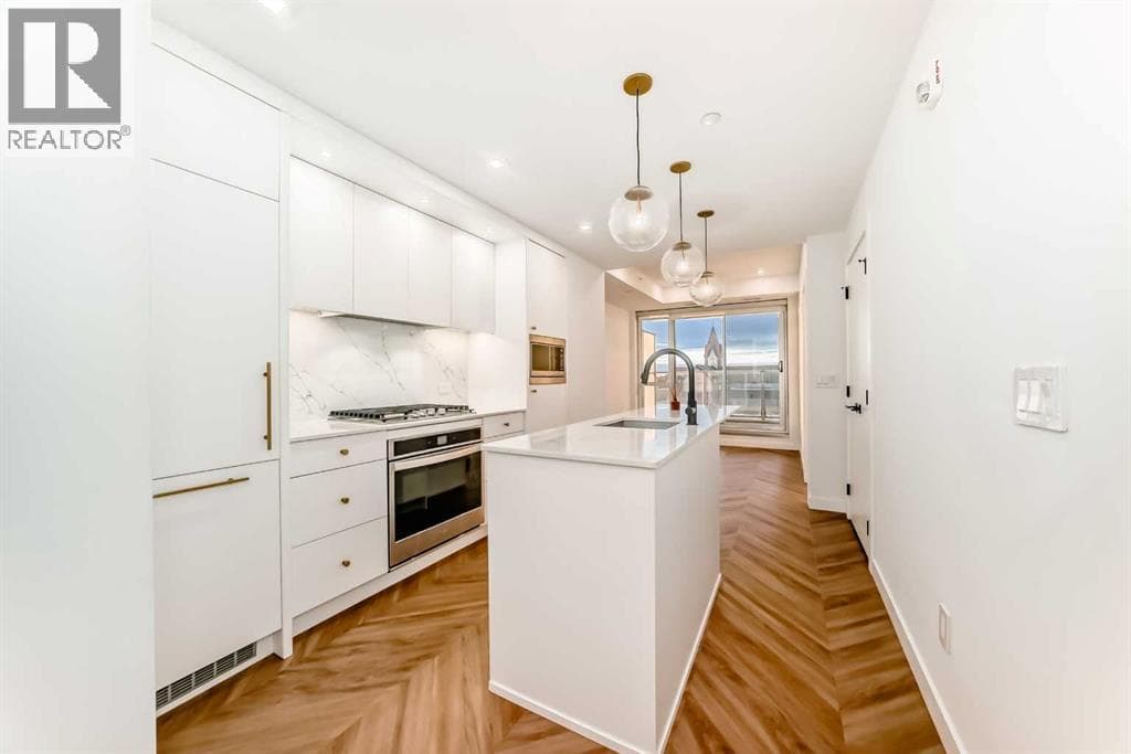 304, 8445 Broadcast Avenue SW photo 10