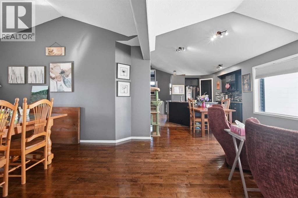 6827 59 St Close photo 11