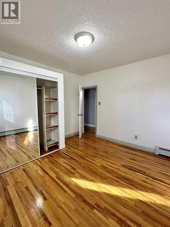 6204 18 Street SE photo 9
