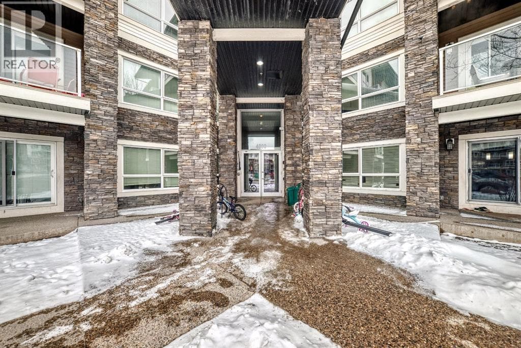 4214, 240 Skyview Ranch Road NE photo 2