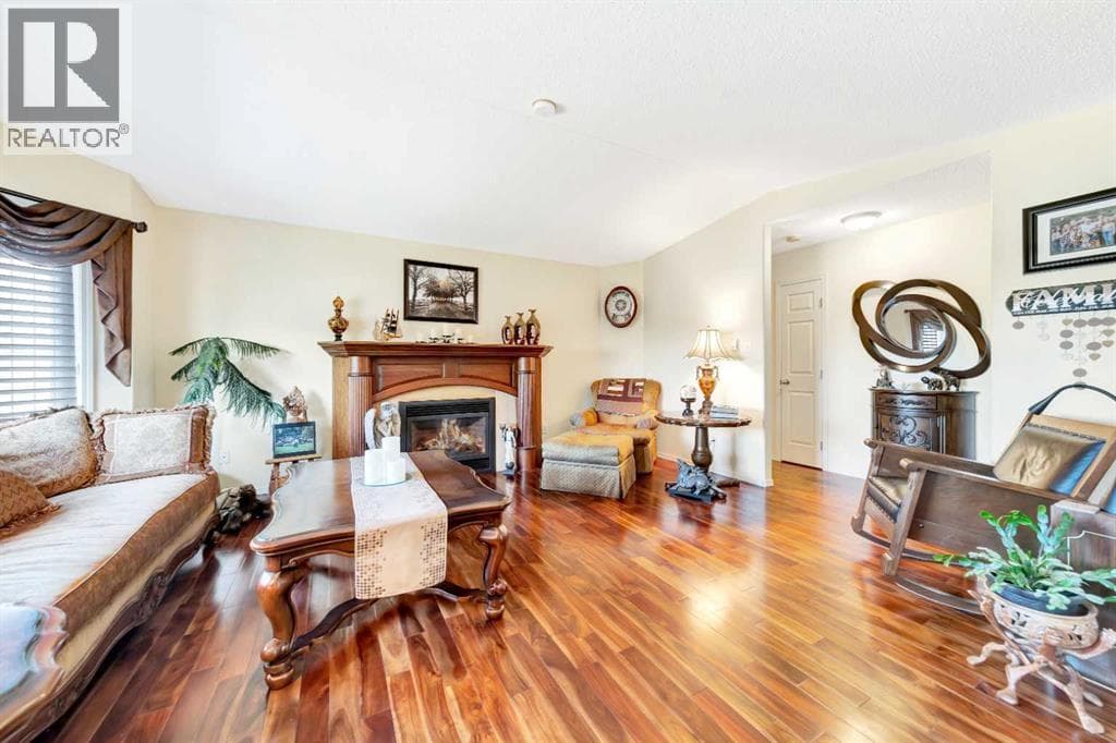 317 6 Avenue photo 12