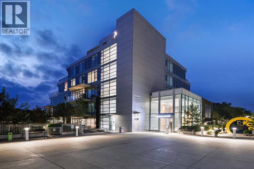 2 bed 3 bath single family at 104, 128 Waterfront Court SW — $919,900