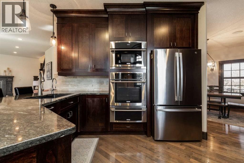 442 Stonecrest Terrace W photo 6