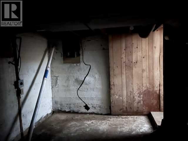 5402 50 Street photo 12