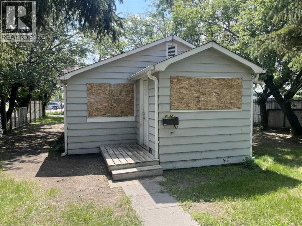 2 bed 1 bath single family at 4503 45 Street — $62,500