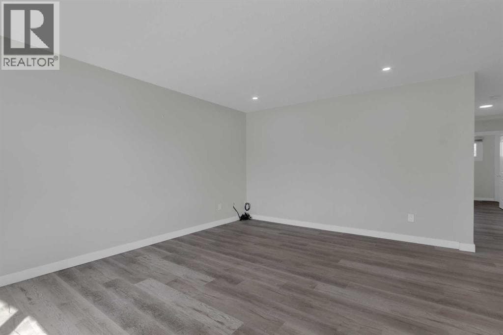 99 Dovercliffe Way SE photo 10