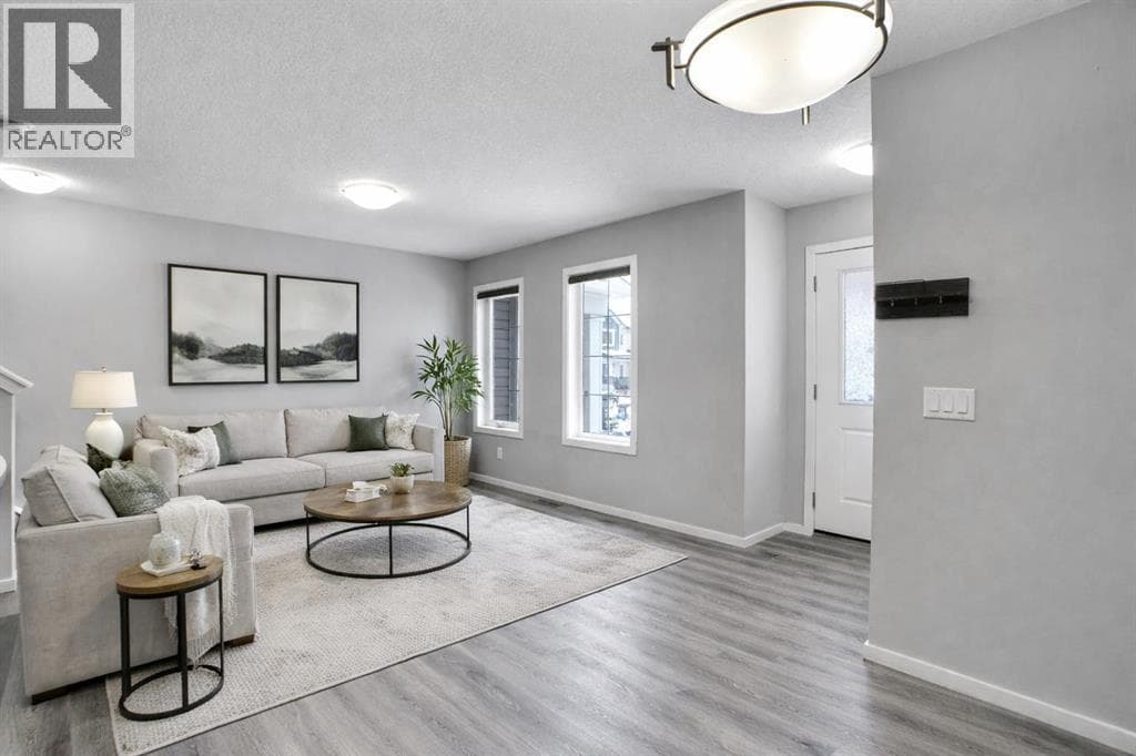 3 bed 3 bath single family at 214 Cityside Grove NE — $455,000
