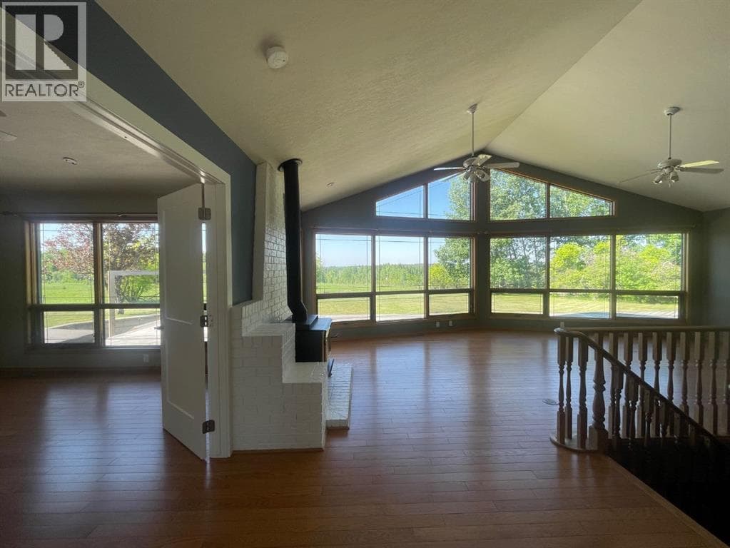 6701 15 Avenue photo 11