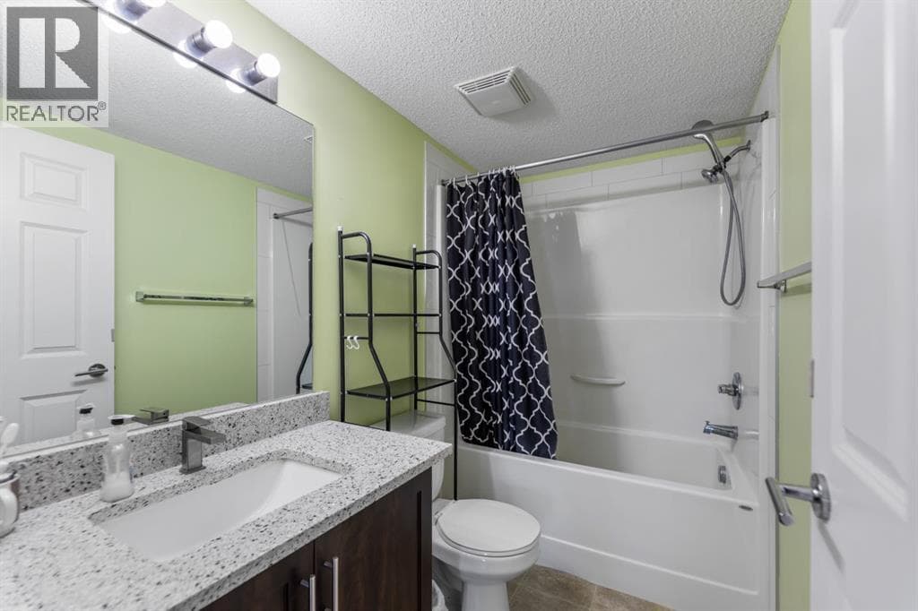 3306, 279 Copperpond Common SE photo 11