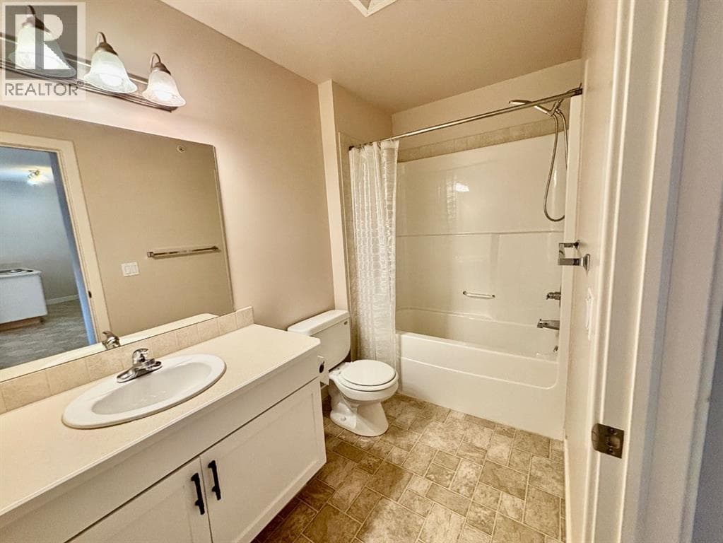309, 109 Seabolt Drive photo 11
