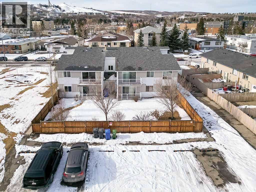 5, 4328 75 Street NW photo 4