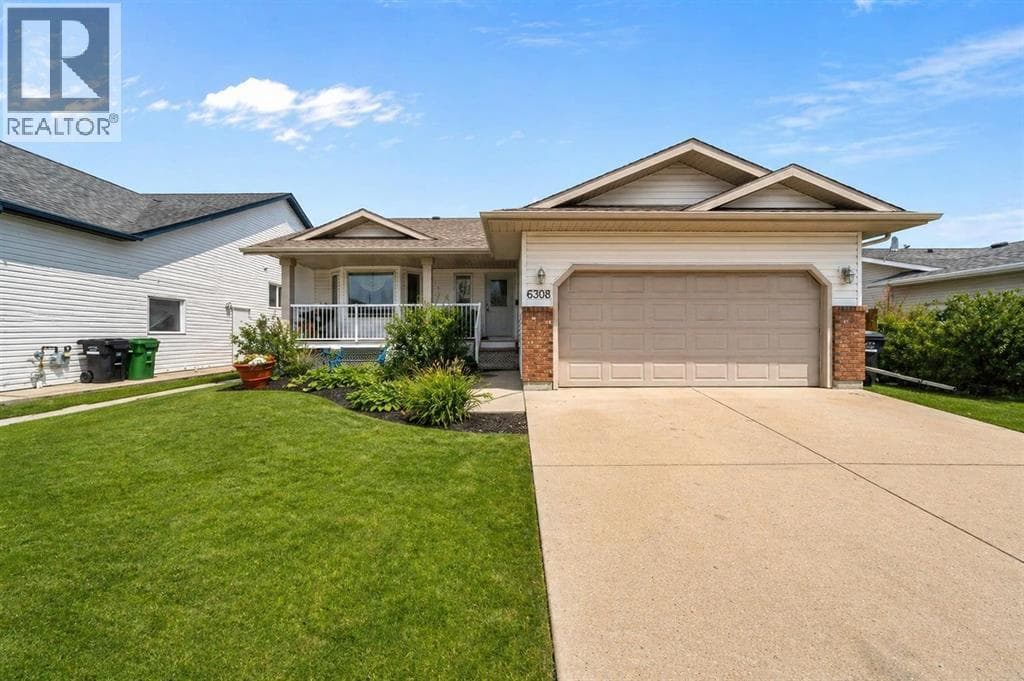 6308 30 Avenue photo 2