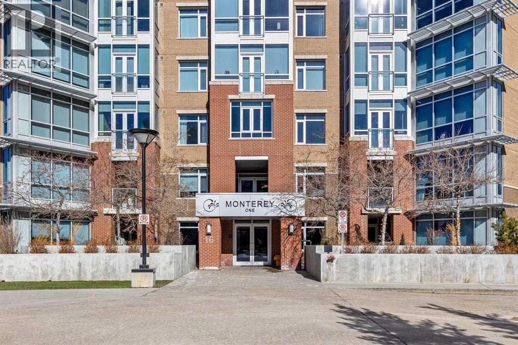 2 bed 2 bath single family at 310, 16 Varsity Estates Circle NW — $464,900