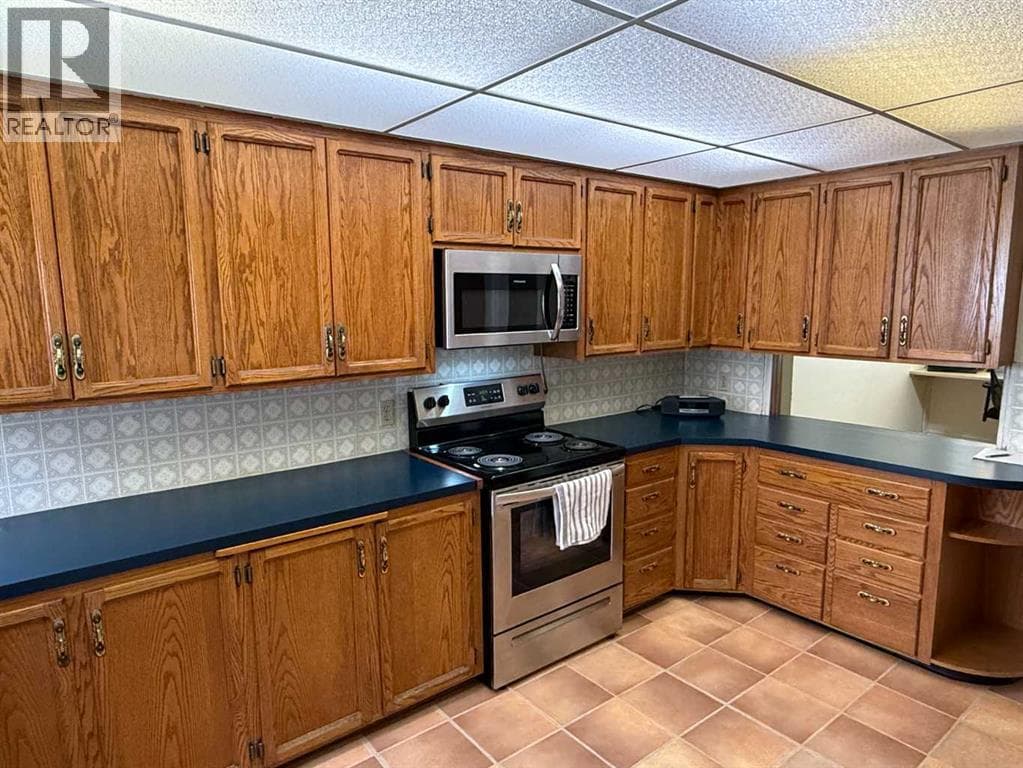 104 7 Avenue N photo 5