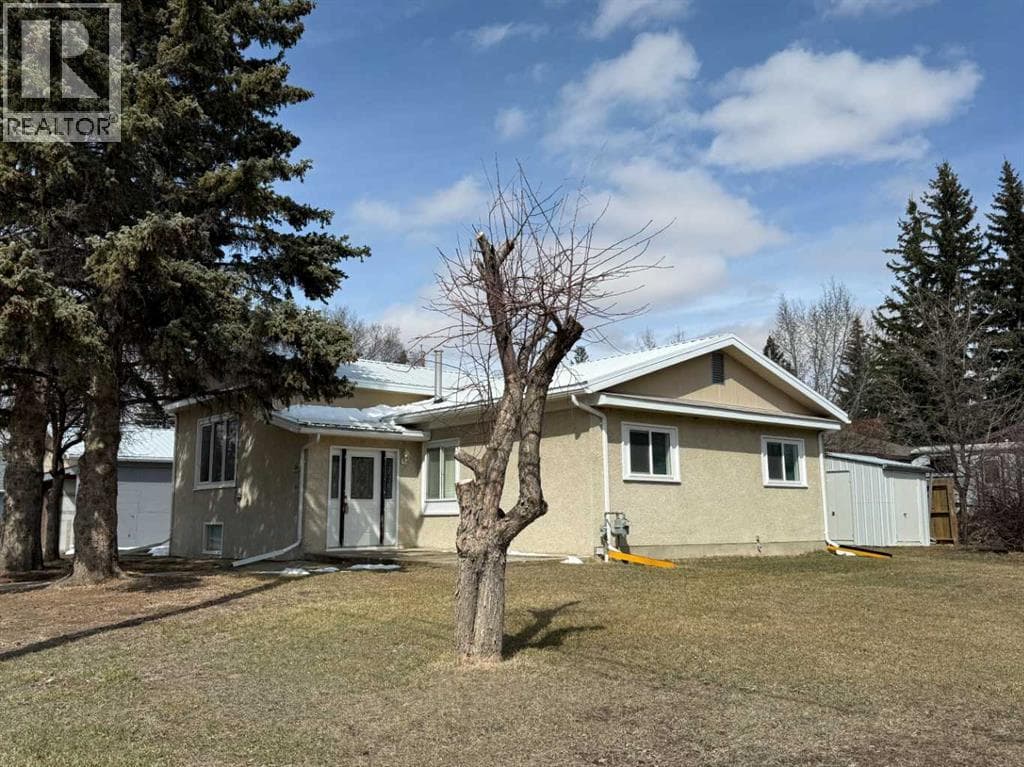 3 bed 3 bath single family at 104 7 Avenue N — $329,000