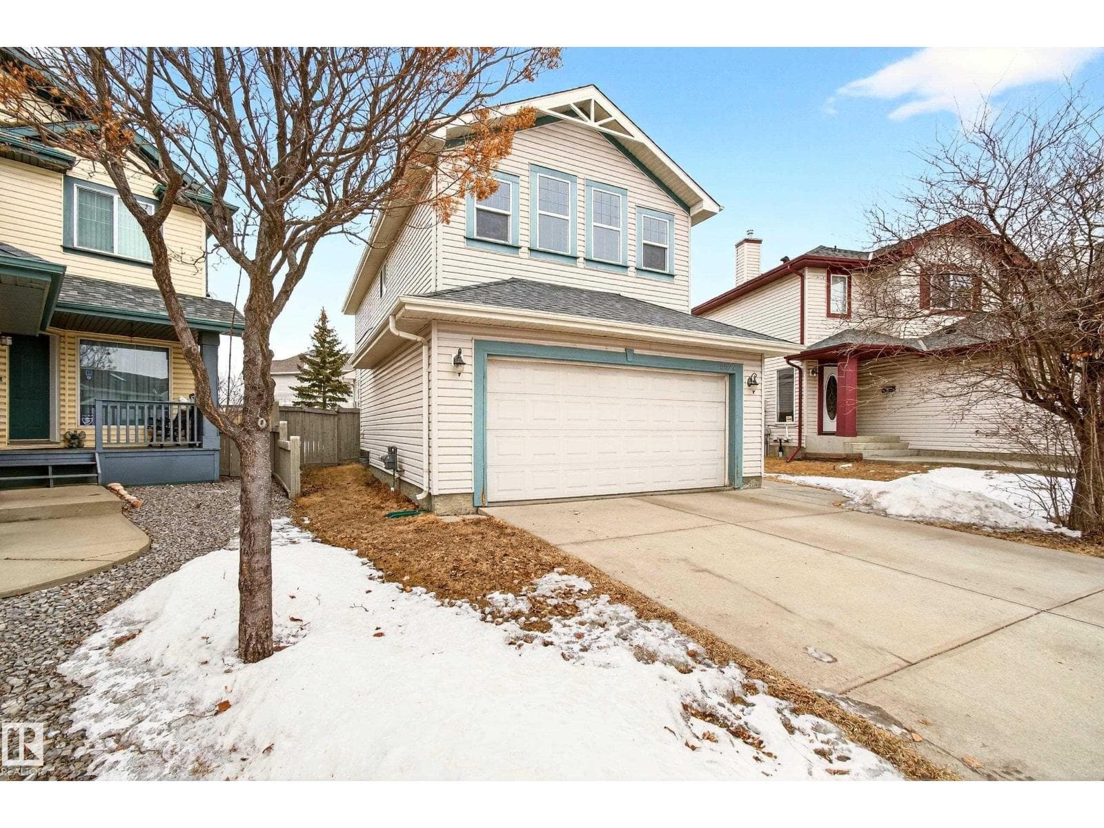 8922 5av SW — photo 2