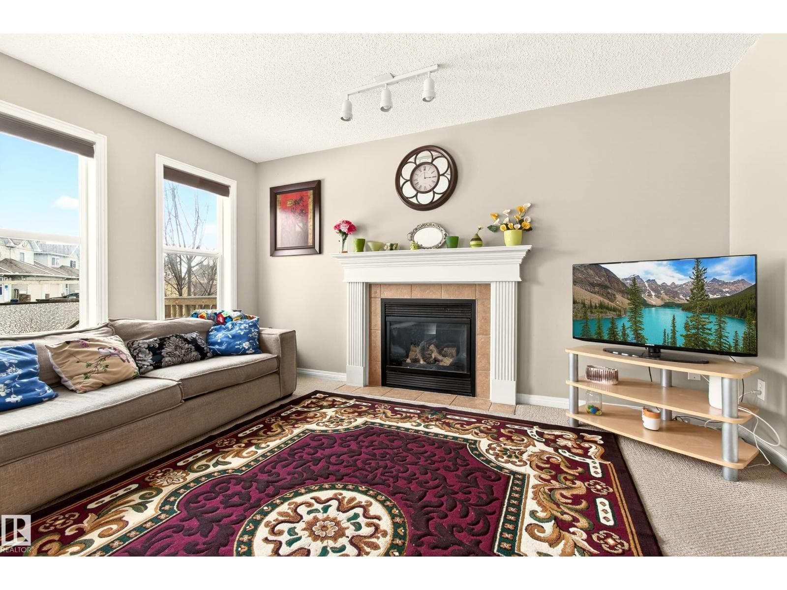 8922 5av SW — photo 5