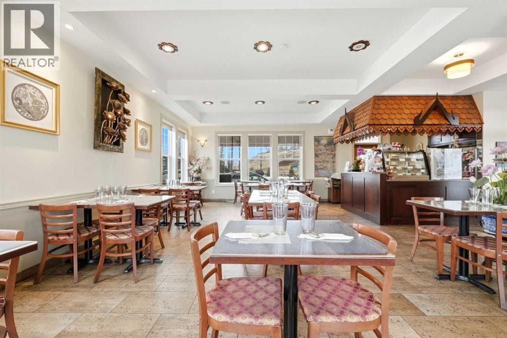 115 Fifth Avenue W photo 6
