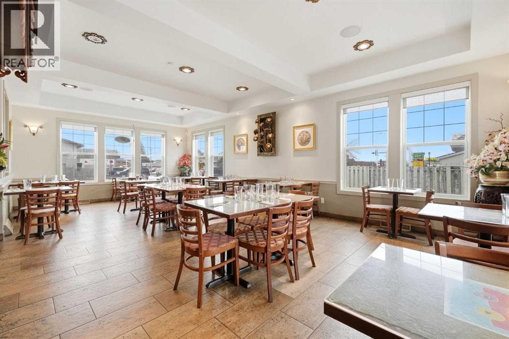 115 Fifth Avenue W photo 5