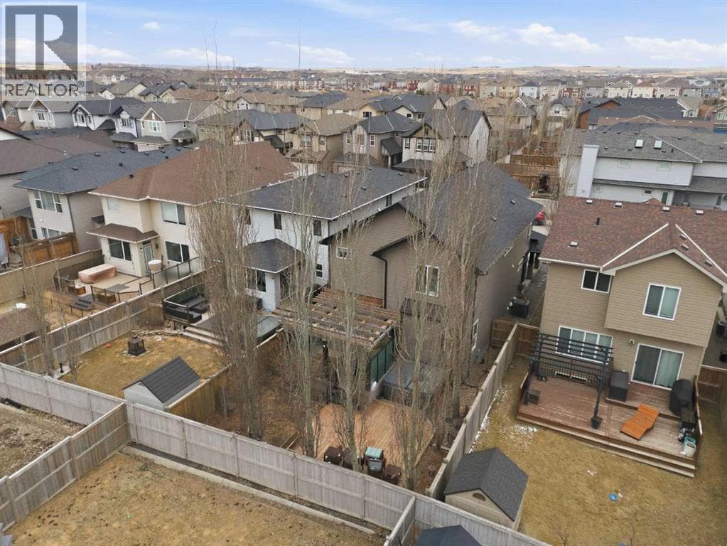 78 Hillcrest Street SW photo 5