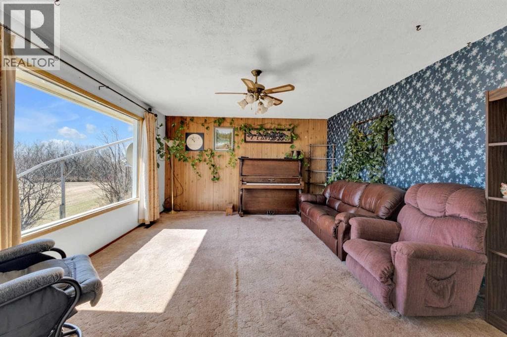 38311 Range Road 244 photo 12