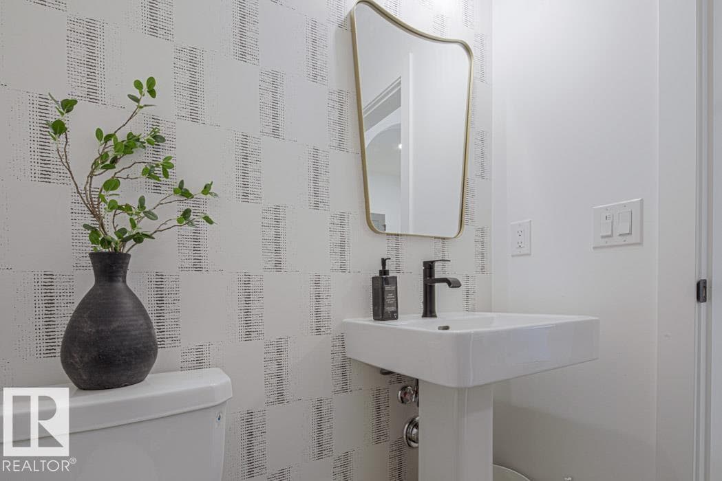 5921 RAVEN CR NW photo 6