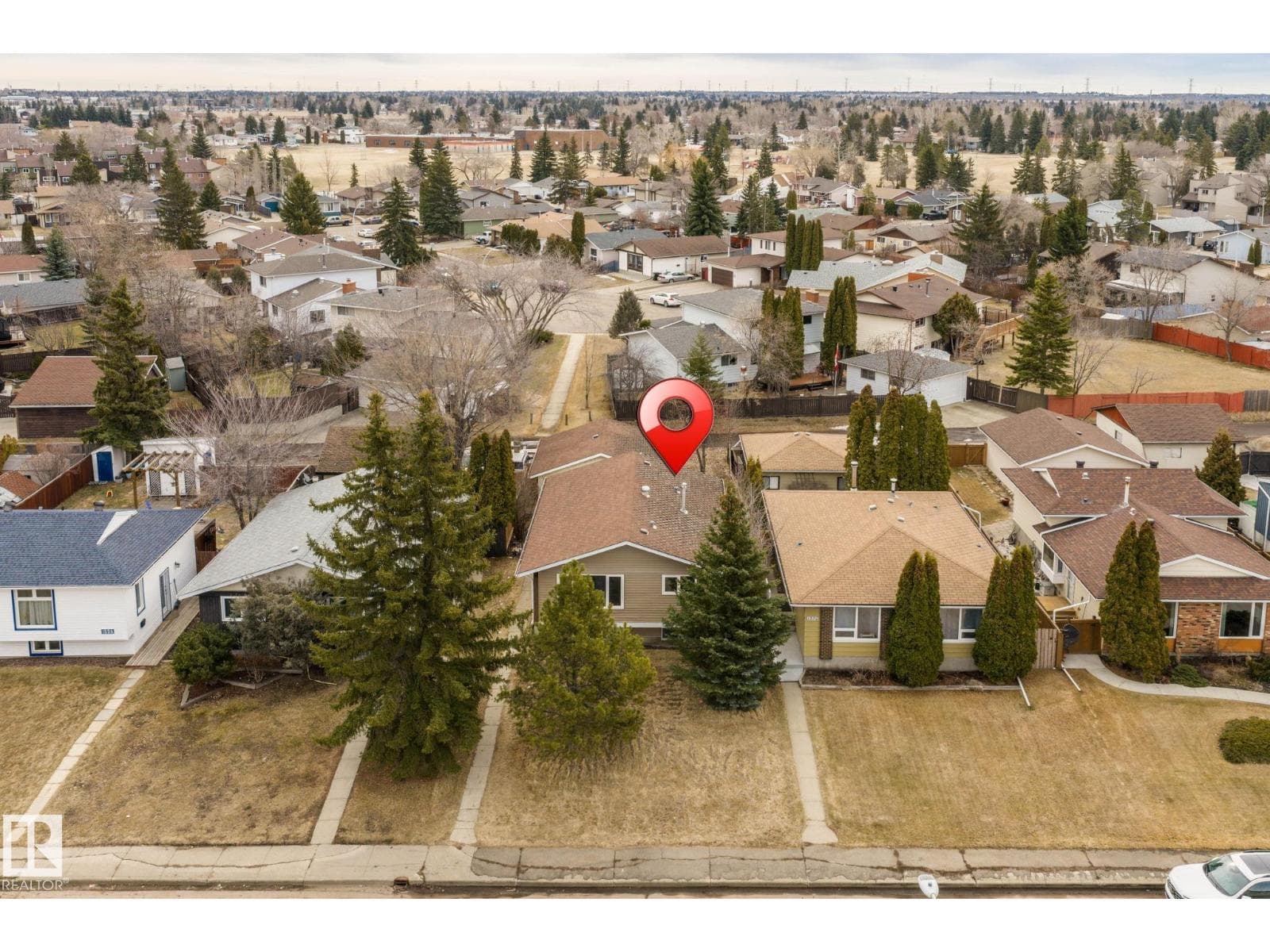 1566 lakewood road W NW — photo 3