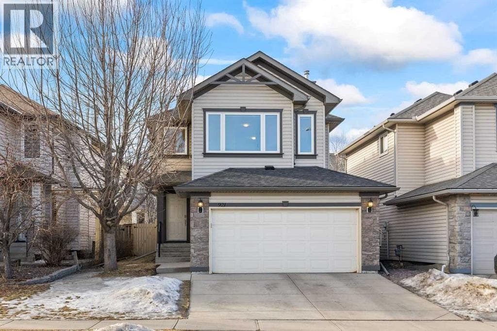 3 bed 3 bath single family at 921 Cranston Drive SE — $630,000