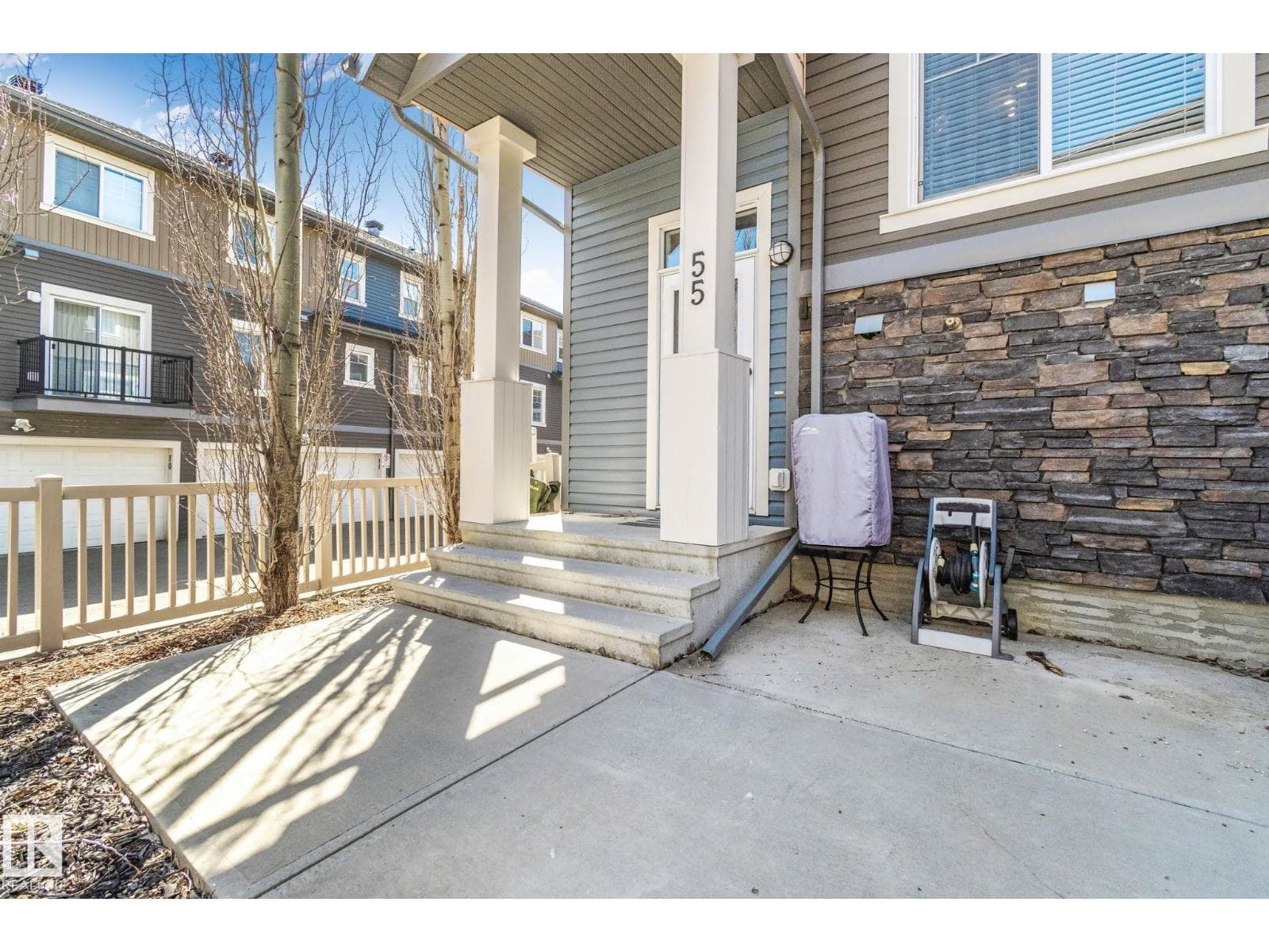 #55 1030 CHAPPELLE BV SW — photo 2