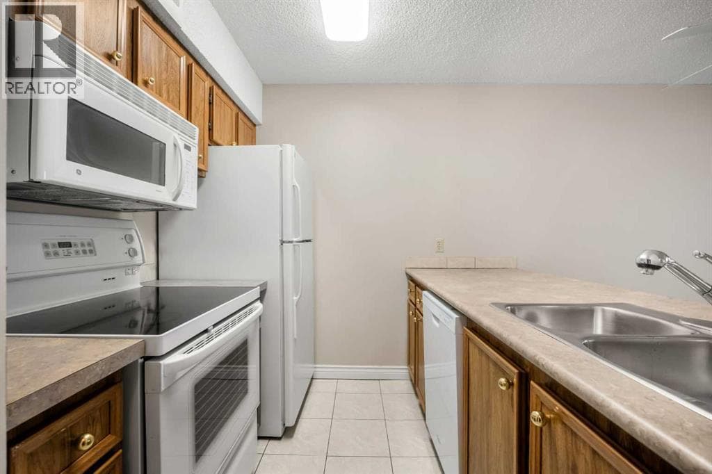1209, 738 3 Avenue SW photo 9