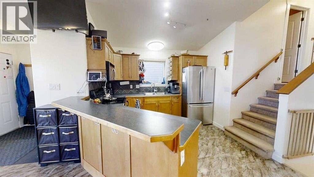 668 Blackfoot Terrace W photo 5