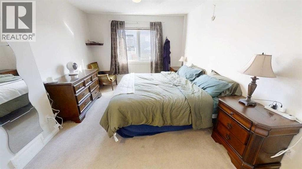 668 Blackfoot Terrace W photo 11