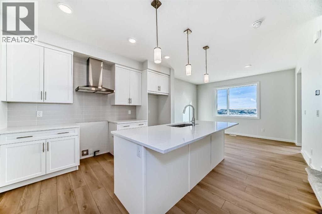 138 Lanark Gate SE photo 8