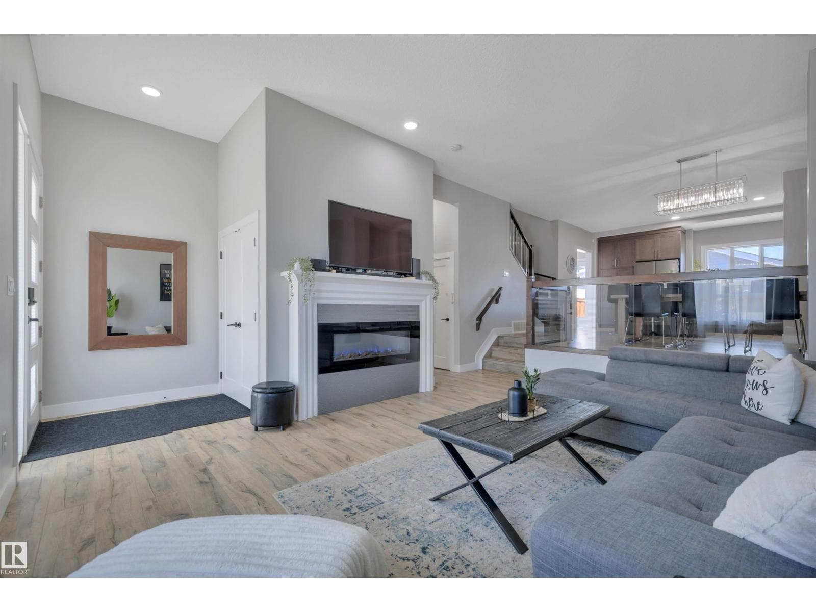 3 bed 3 bath single family at 921 BERG PL — $459,900