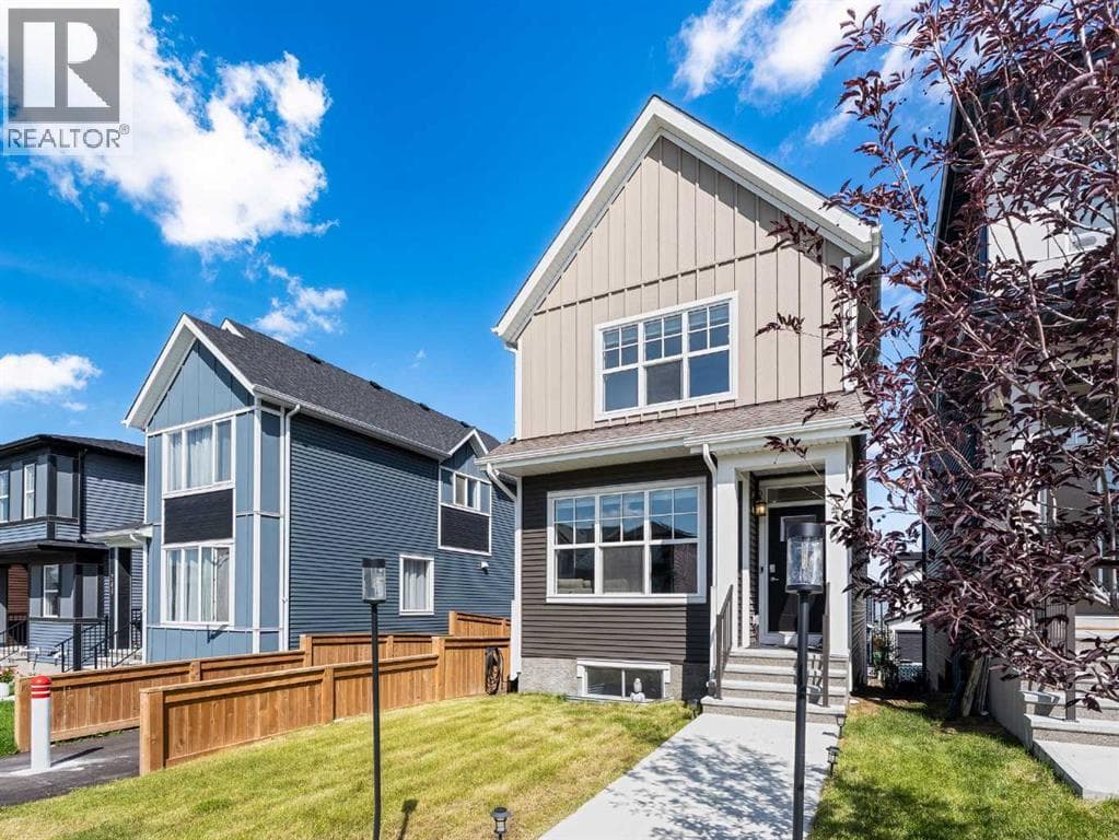 2 bed 3 bath single family at 235 Aquila Way NW — $585,000